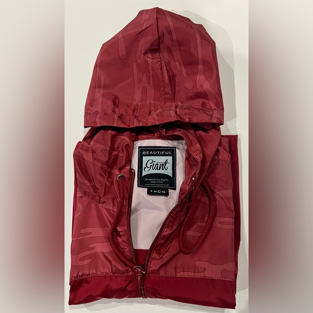 BEAUTIFUL GIANT LA Rain Coat Jacket Deep Red Camouflage Large Drawstring - Picture 11 of 11